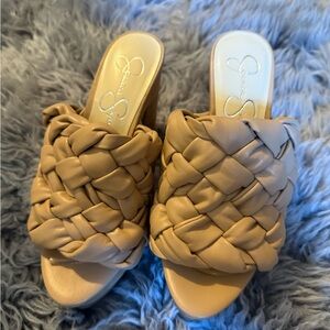 Jessica Simpson  Women's Tan Braided Sandals heeled hardly worn fits like a 7